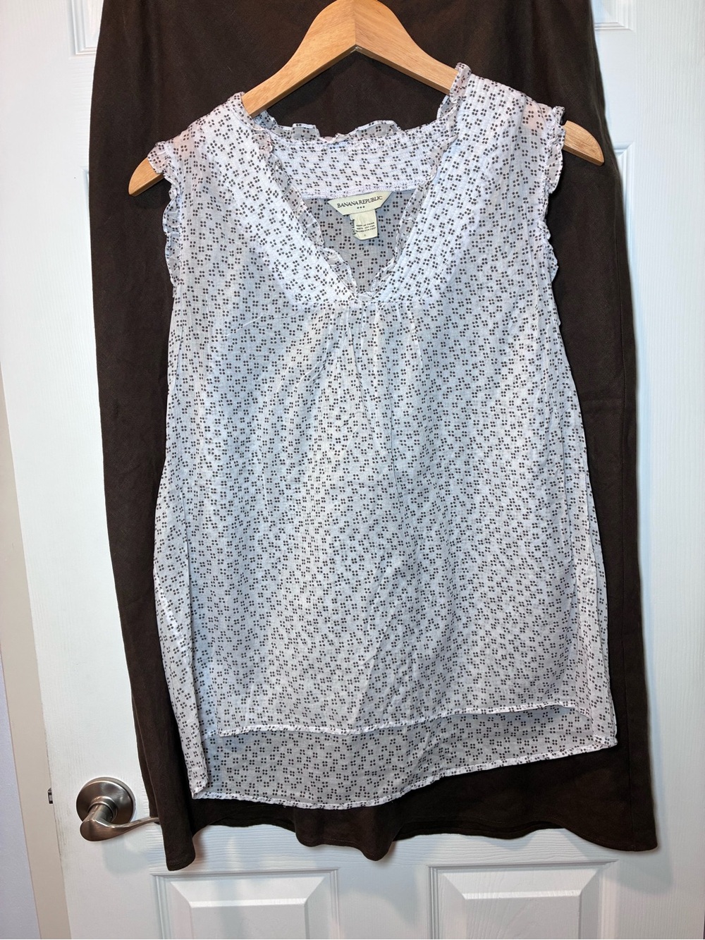 Banana Republic White Brown Printed Sleeveless Camisole